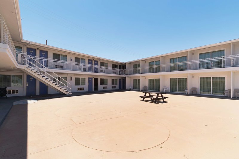 Motel 6 Barstow CA  Route 66 - photo 1