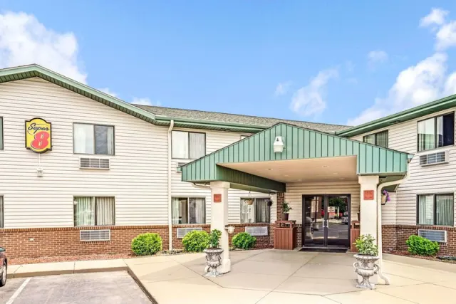 Super 8 by Wyndham Shakopee, Shakopee