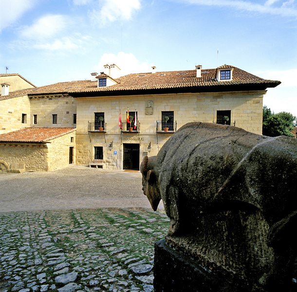 Parador de Santillana Gil Blas - photo 2