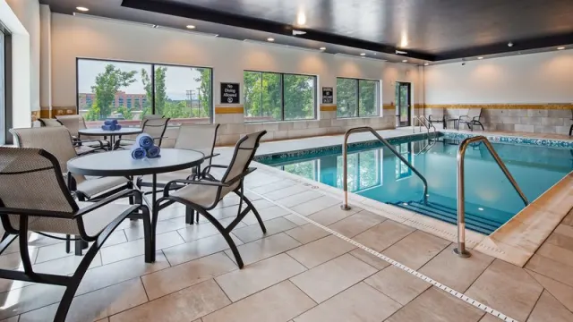 Best Western Plus Cranberry-Pittsburgh North - photo 4