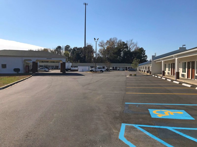 Americas Best Value Inn & Suites Sumter - foto 1