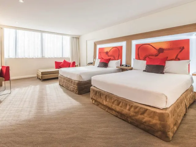Novotel Sydney West HQ Hotel - photo 3