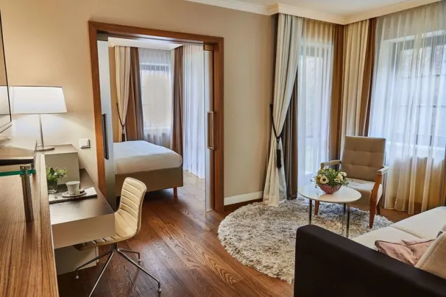 Steigenberger Hotel  Spa Krems - foto 2