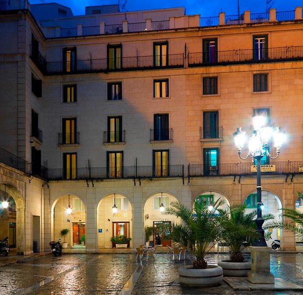 Hotel Eurostars Mediterranea Plaza - photo 1