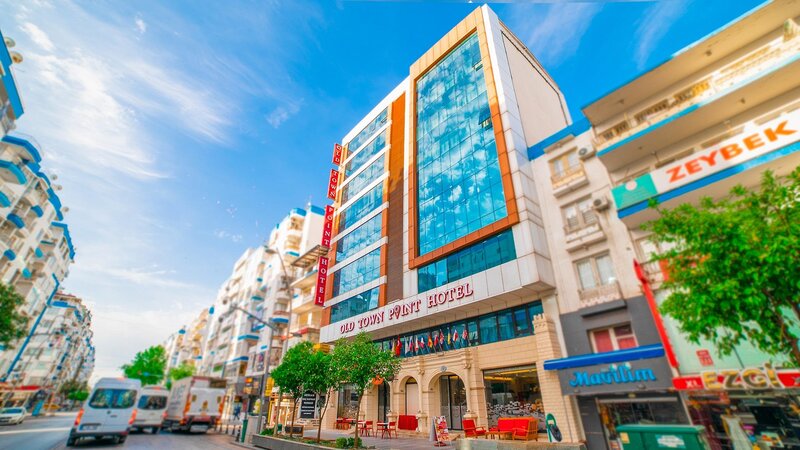Old Town Point Hotel - photo 1