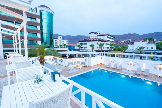 Casa Blanca Hotel - foto 4