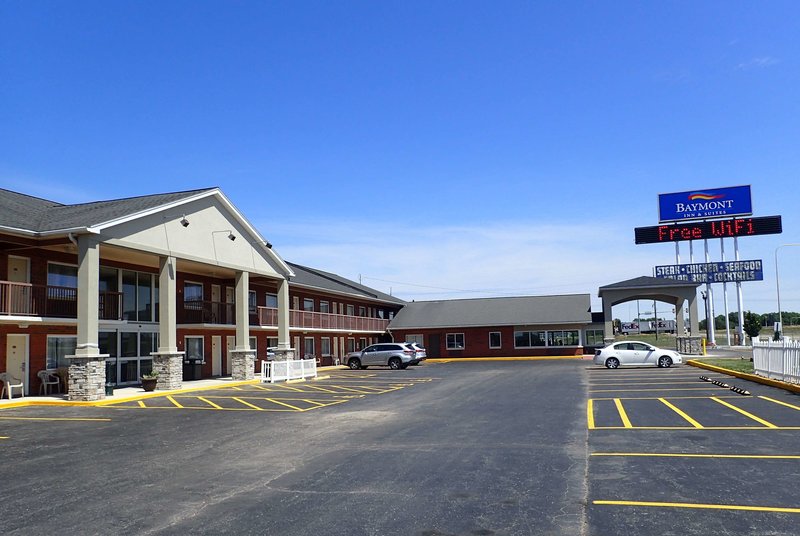Baymont by Wyndham Effingham - photo 1