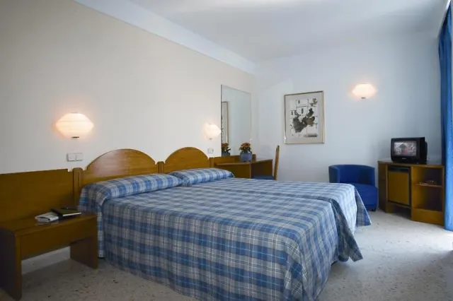 Inturotel Cala Esmeralda Beach Hotel & Spa - photo 3