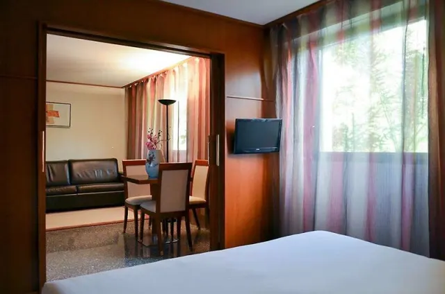 Hôtel Goldstar Resort & Suites - photo 2