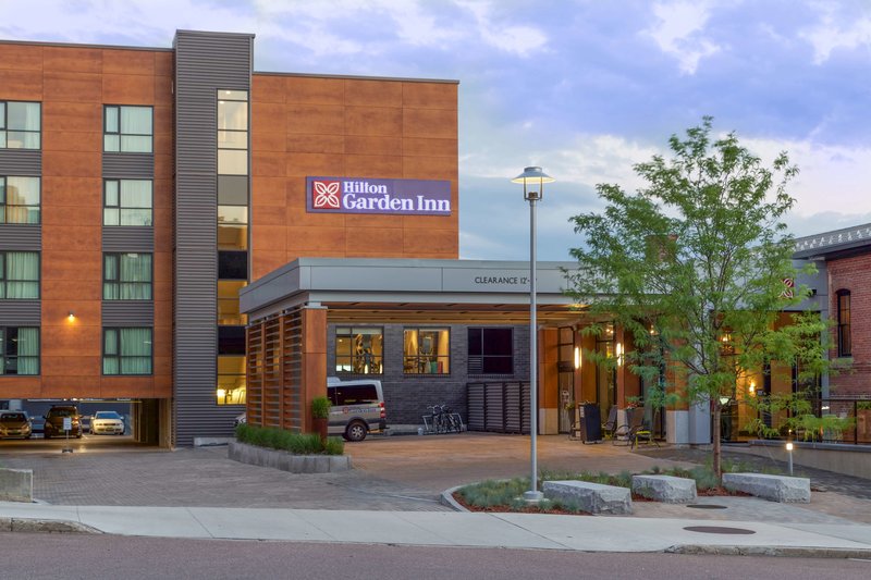 Hilton Garden Inn Burlington Downtown - photo 1