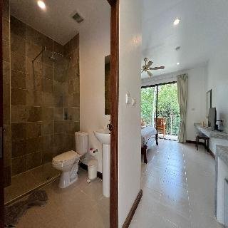 Woodlawn Villas Resort - photo 2