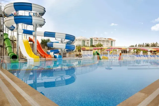 Ramada Resort by Wyndham Side - 照片 4