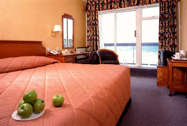 Golden Sands Hotel - photo 3
