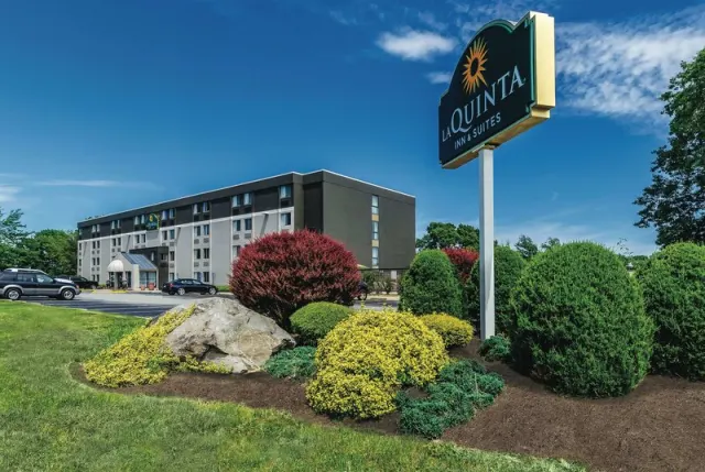 La Quinta Inn & Suites by Wyndham Warwick Providence Airport - foto 4