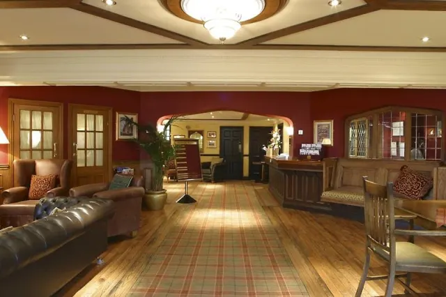 Derwent Manor Boutique Hotel - photo 2
