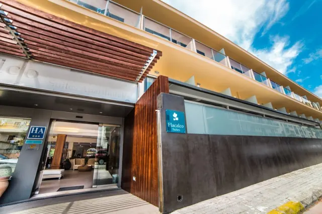 Flacalco Hotel & Apartments - photo 3
