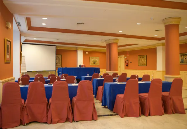 AZZ Merida Medea Hotel - photo 2