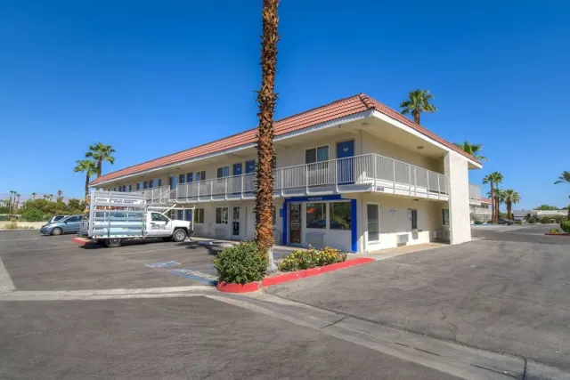 Motel 6 Palm Springs - Rancho Mirage - photo 4
