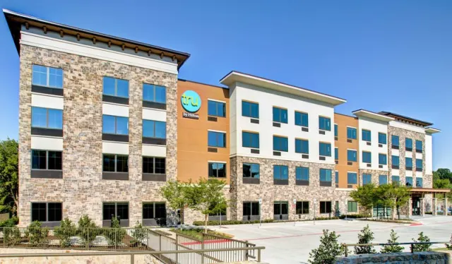 Tru by Hilton Dallas Rockwall - photo 3