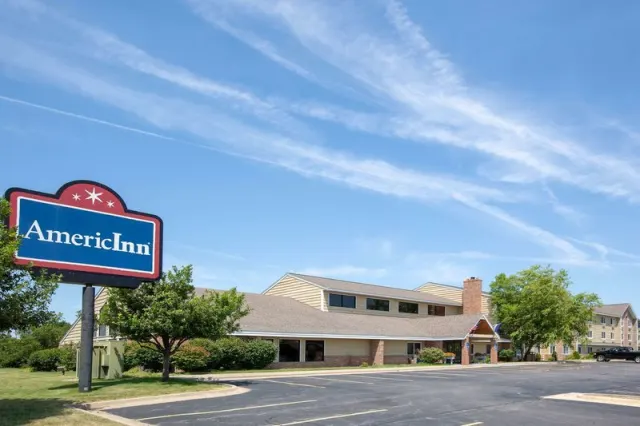 AmericInn by Wyndham Coralville, Coralville
