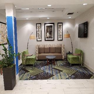 Holiday Inn Express  Suites Lynnwood - photo 4