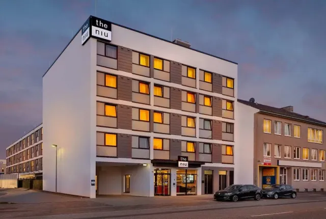 Holiday Inn - the niu, Keg Hamburg Ost, Hamburg
