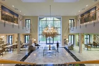 Hotel Villa Marcilla - photo 1