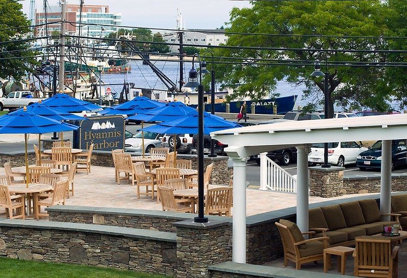 Hyannis Harbor - foto 1