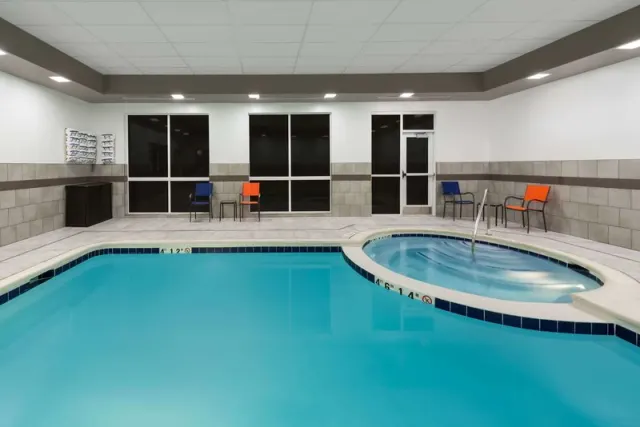 Wingate by Wyndham Loveland - photo 3