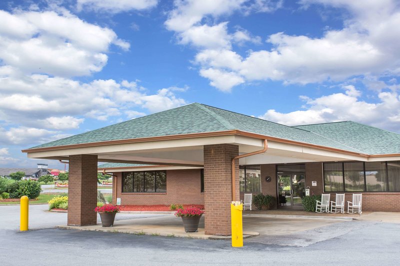 Quality Inn Near Speedway - photo 1