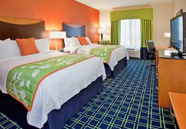 Fairfield Inn & Suites Kearney - photo 4