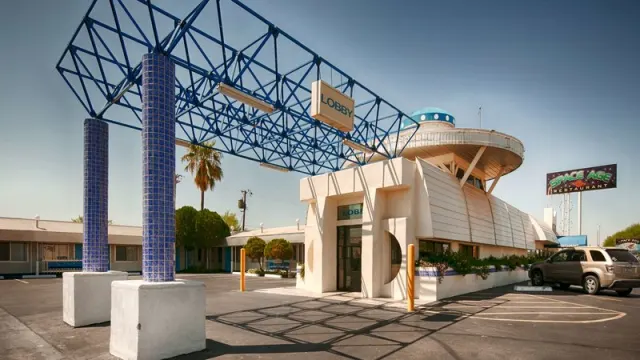 Best Western Space Age Lodge - photo 3