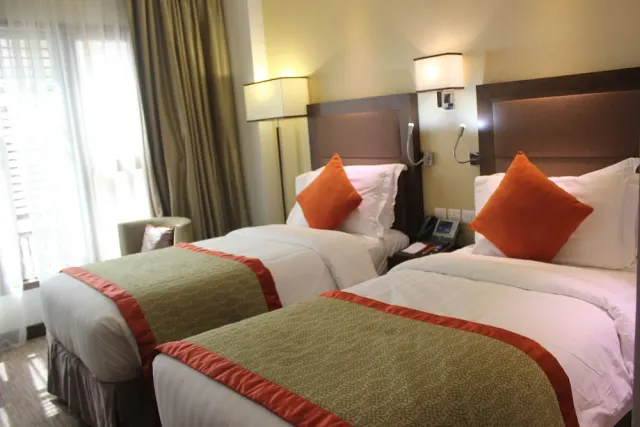 Crowne Plaza Madinah - photo 2