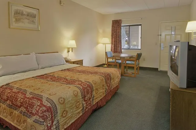 Days Inn by Wyndham Morehead - photo 3