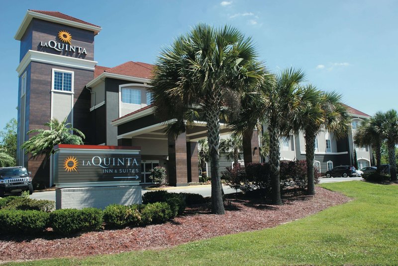 La Quinta Inn & Suites by Wyndham Baton Rouge Denham Springs - photo 1