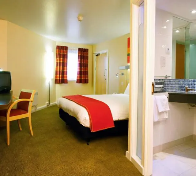 Holiday Inn Express Glasgow - City Center Theatreland - photo 4