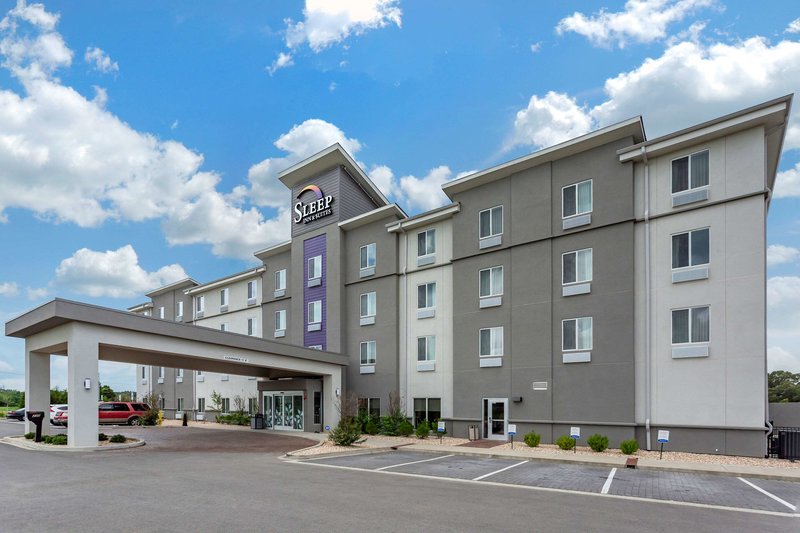 Garner Hotel Clarksville Northeast - photo 1