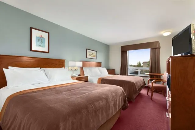 Super 8 by Wyndham Yellowknife - photo 3