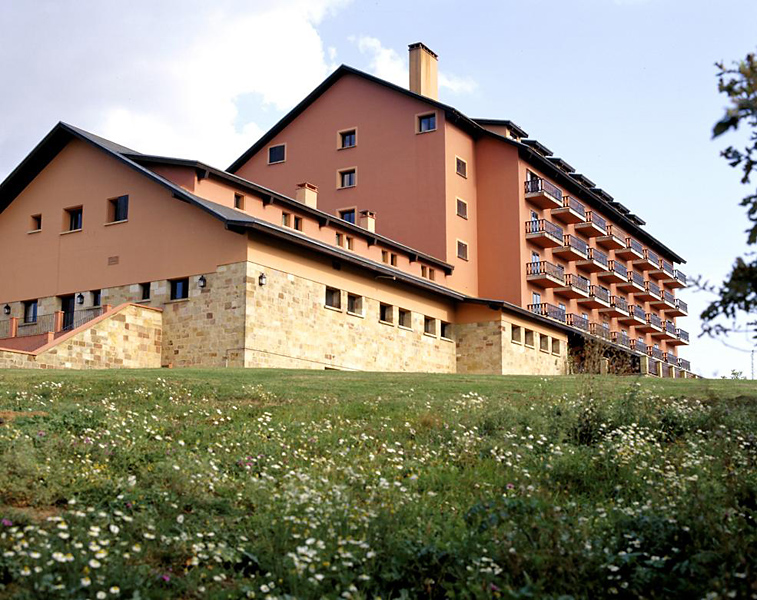 Parador de Cervera de Pisuerga - foto 1