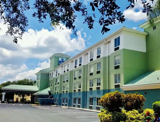 Spark by Hilton Orlando near SeaWorld, Orlando