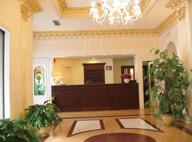 The Major Hotel - photo 3
