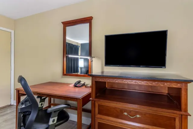 Econo Lodge Erlanger - फ़ोटो 3