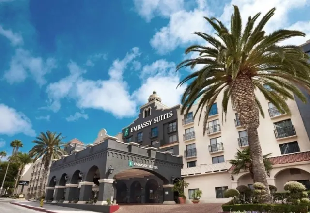 Embassy Suites by Hilton Los Angeles International Airport South - photo 2