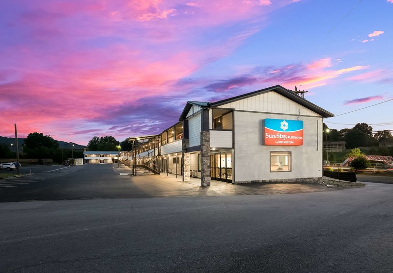SureStay Plus by Best Western Pigeon Forge - photo 1
