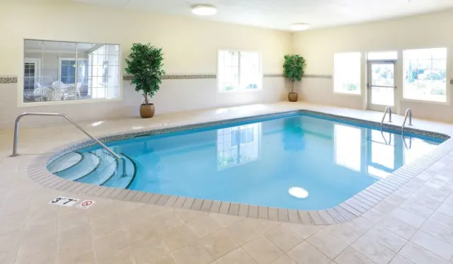 Country Inn  Suites by Radisson Chanhassen MN - photo 2