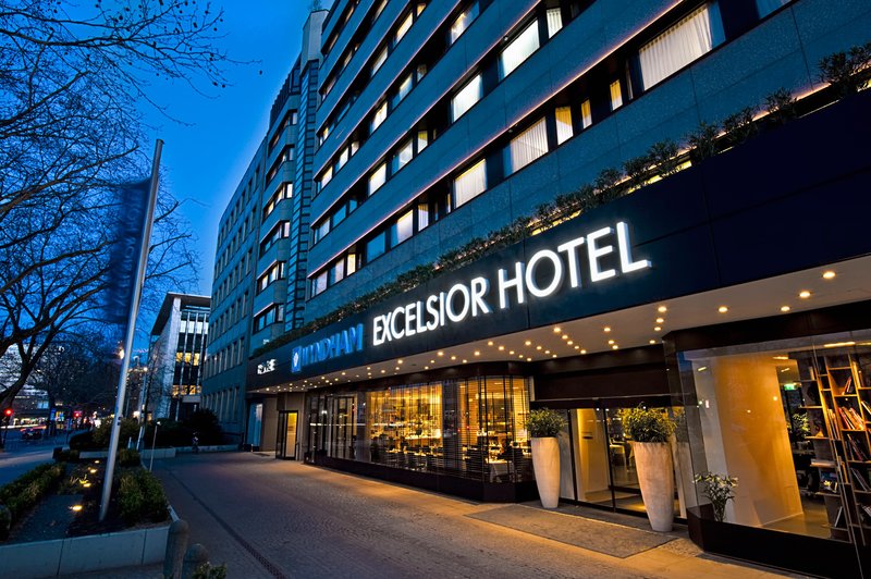 Wyndham Berlin Excelsior - photo 1