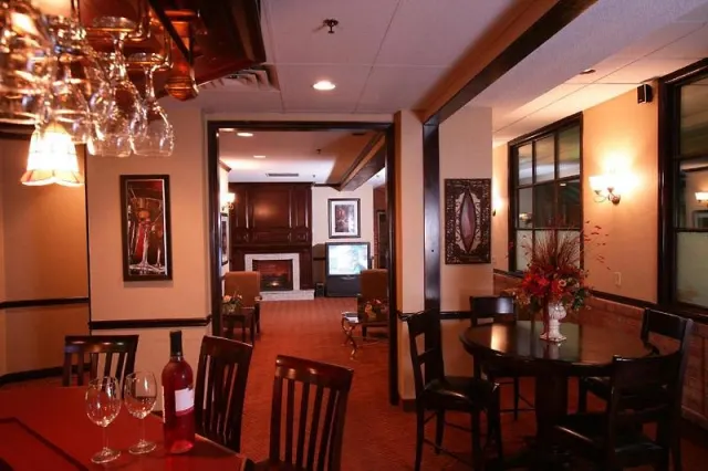 Best Western Plus Toronto Airport Hotel - photo 2