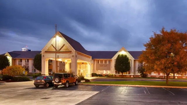 Best Western Plus Gas City, Indiana