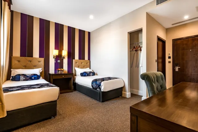 Sapphire Inn & Suites - foto 2