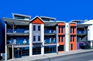 Verandah Apartments - photo 2
